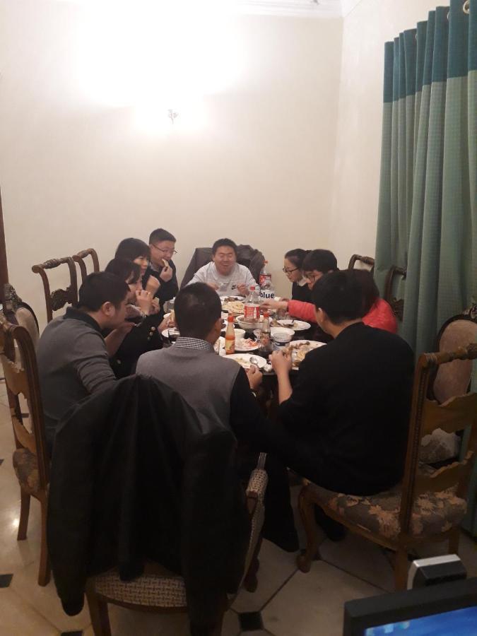 Executive Galaxy Guest House Islamabad Bagian luar foto