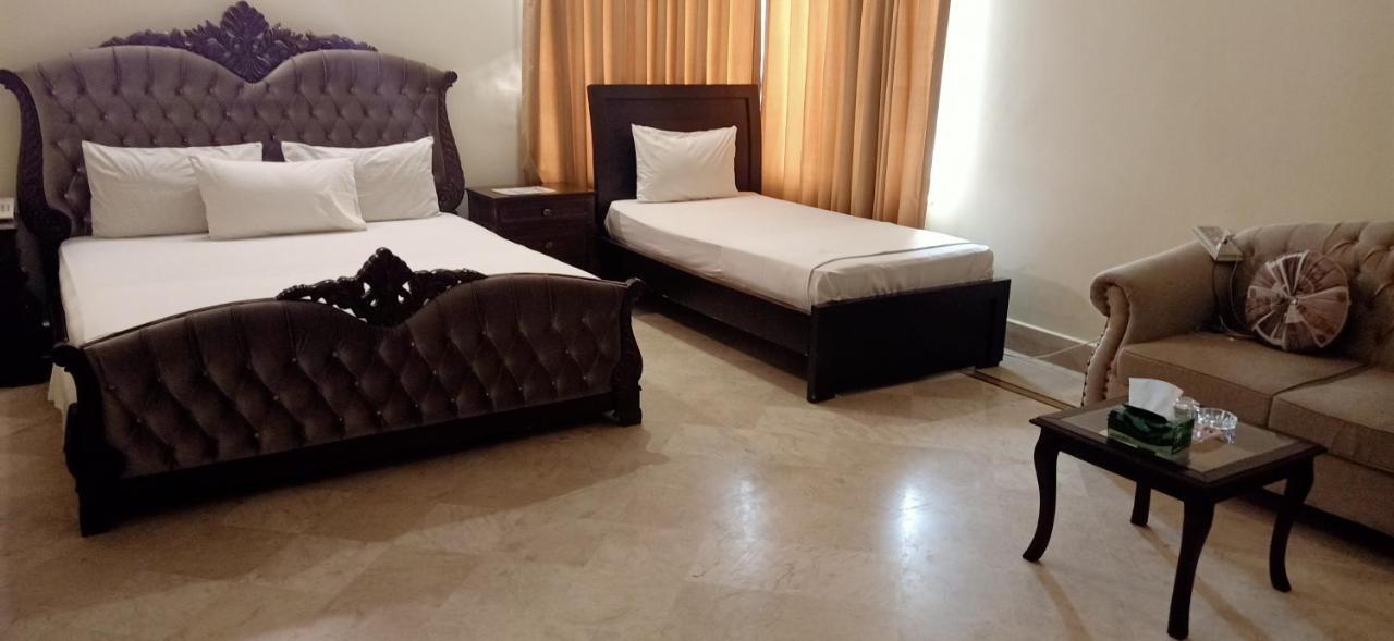 Executive Galaxy Guest House Islamabad Bagian luar foto