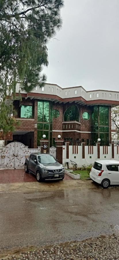 Executive Galaxy Guest House Islamabad Bagian luar foto